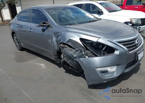 2015 Nissan Altima 2.5 S z USA, uszkodzony, nr VIN 1N4AL3AP4FC576910